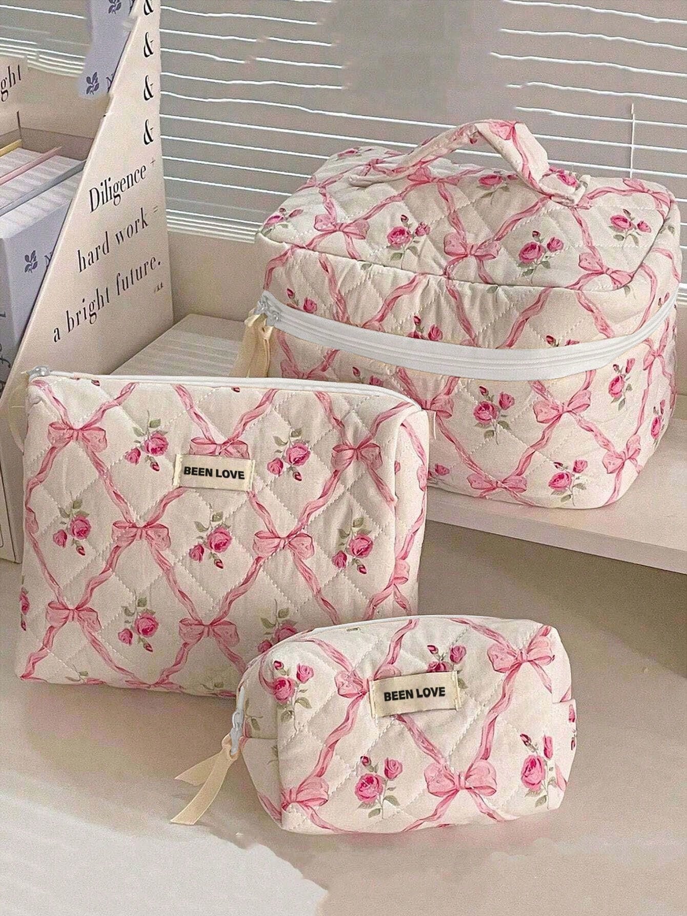 Set-3 piezas cosmetiqueras🎀